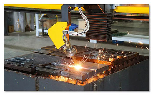 上；；；；Ｌ舫枪偻10米超长跨距无限回转数控坡口切割机调试