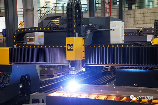 太阳城官网全自动等离子切割分拣一体机